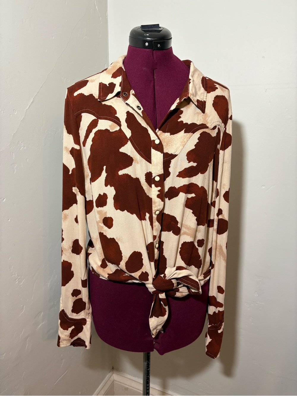 Idyllwind western style snap shirt animal print cow rodeo XL washable